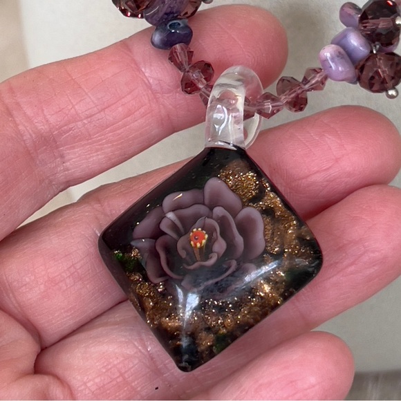 NEXKLACE AND EARRING SET purple and gold handmade glass and resin flowers - Picture 11 of 11